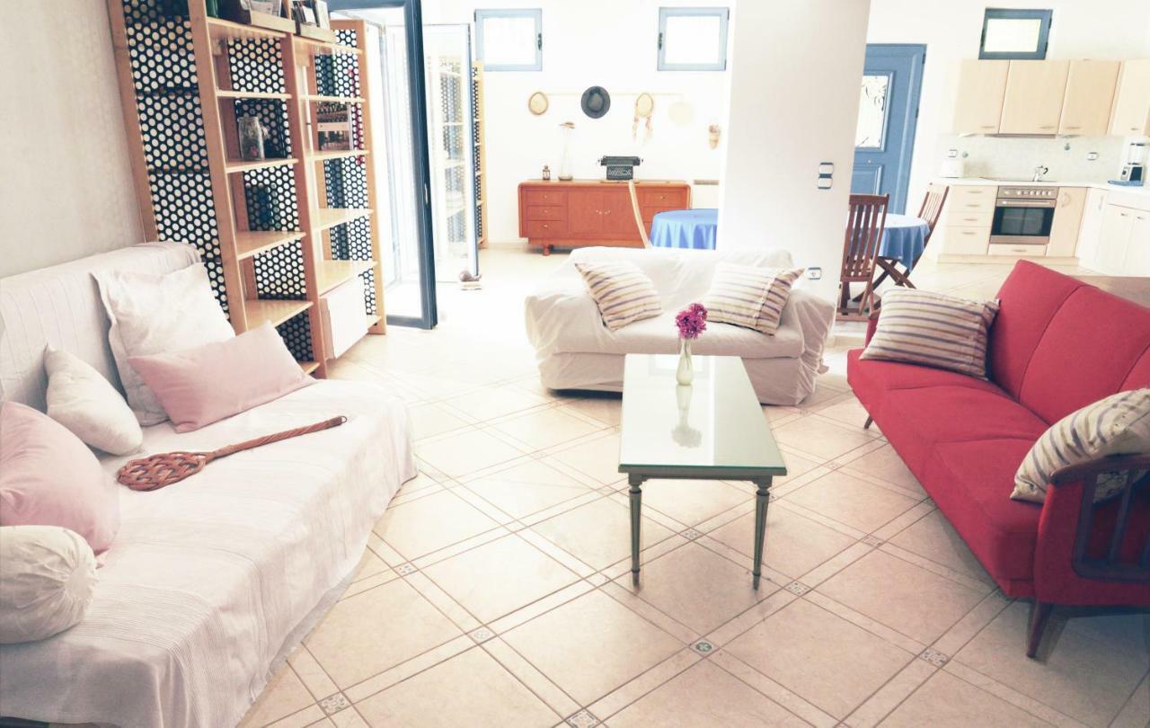 Blueline Guesthouse Agios Dimitrios  Dış mekan fotoğraf