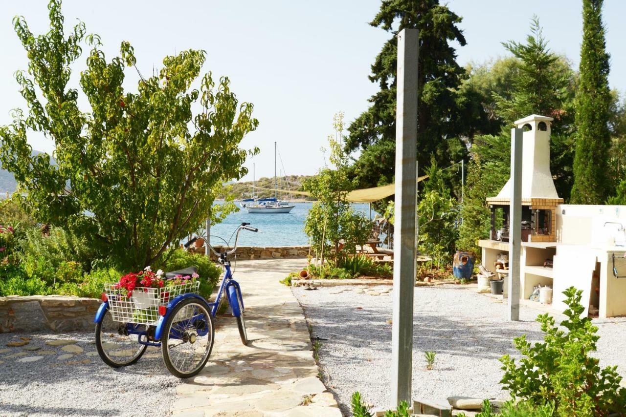 Blueline Guesthouse Agios Dimitrios  Dış mekan fotoğraf